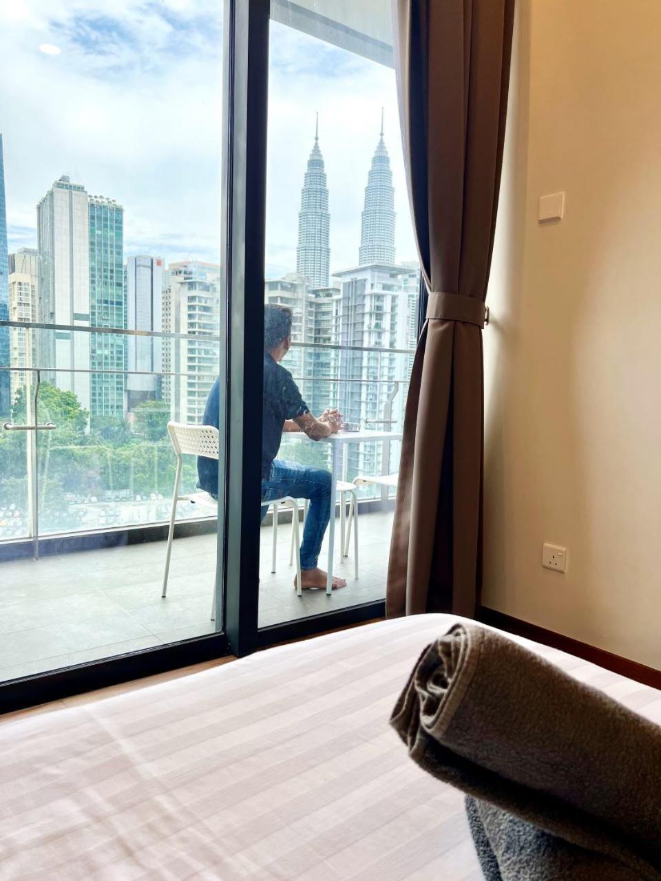 The Manor Klcc Serviced Apartment Куала-Лумпур Экстерьер фото