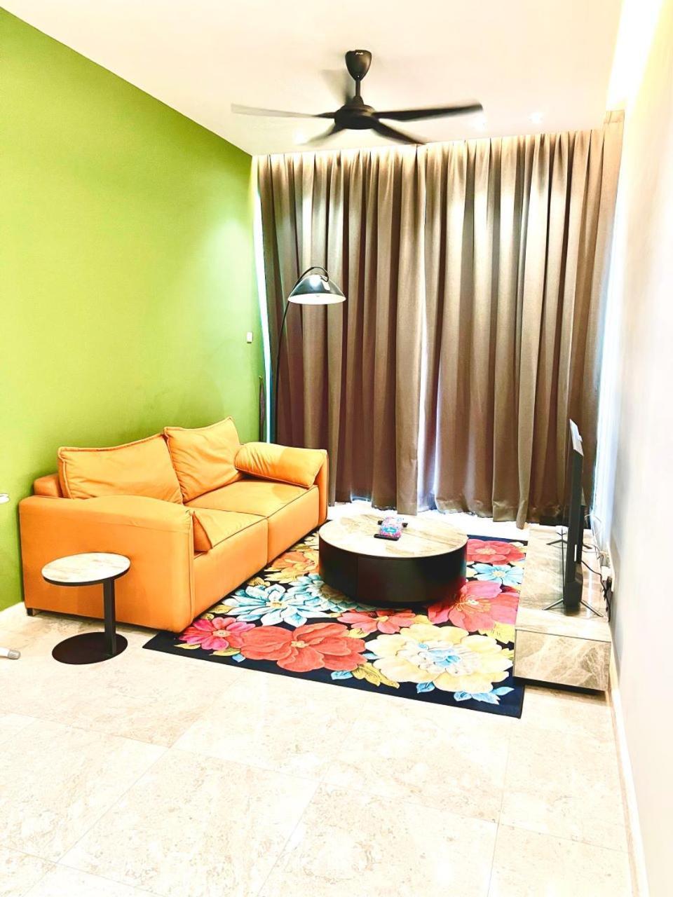 The Manor Klcc Serviced Apartment Куала-Лумпур Экстерьер фото