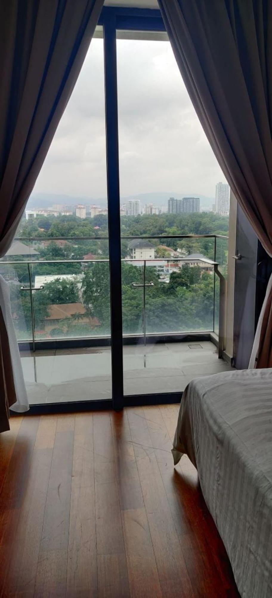 The Manor Klcc Serviced Apartment Куала-Лумпур Экстерьер фото